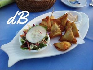 receta de samosas con queso feta y tomate seco en freidora sin aceite