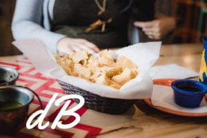 Receta de chips de patata y calabacín en freidora sin aceite